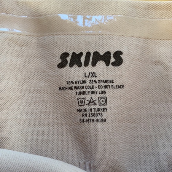 SKIMS CORE CONTROL BRIEF - Picture 3 of 4